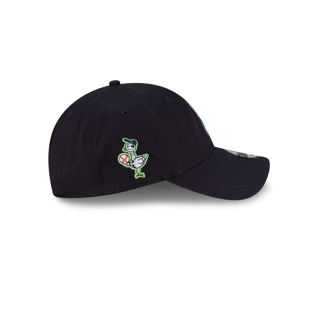 https://cdn.shopify.com/s/files/1/0601/2554/4675/files/60769559_9TWENTY_MLB25XHIDDENPIGEONS_COLLAB25_SEAMAR_NAV_RSIDE.jpg?v=1752090953