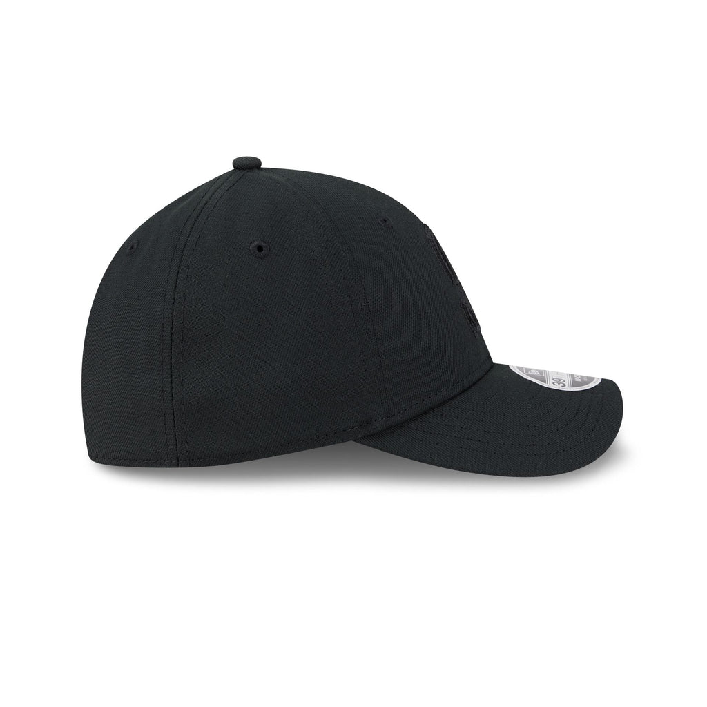 https://cdn.shopify.com/s/files/1/0601/2554/4675/files/60772489_39THIRTYMC_CHS39THIRTYMC30193_SEAMAR_BLK_RSIDE.jpg?v=1768423661