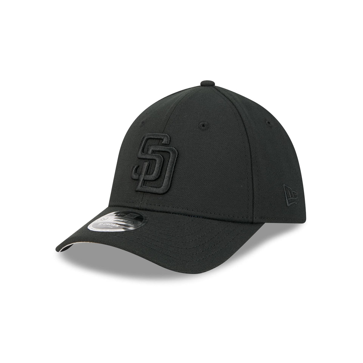 https://cdn.shopify.com/s/files/1/0601/2554/4675/files/60772499_39THIRTYMC_CHS39THIRTYMC30193_SADPAD_BLK_3QL.jpg?v=1768423658