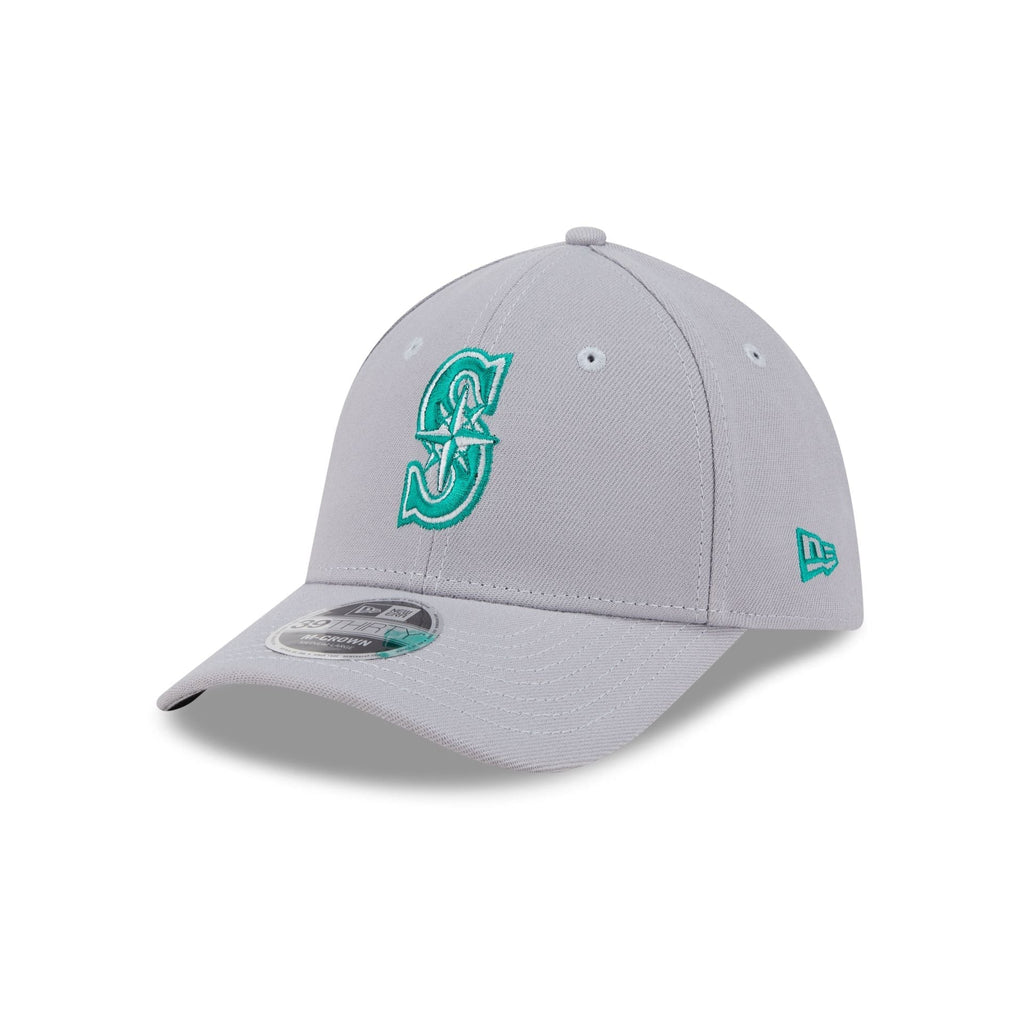 https://cdn.shopify.com/s/files/1/0601/2554/4675/files/60772525_39THIRTYMC_CHS39THIRTYMC30193_SEAMAR_OTC_3QL.jpg?v=1768423660