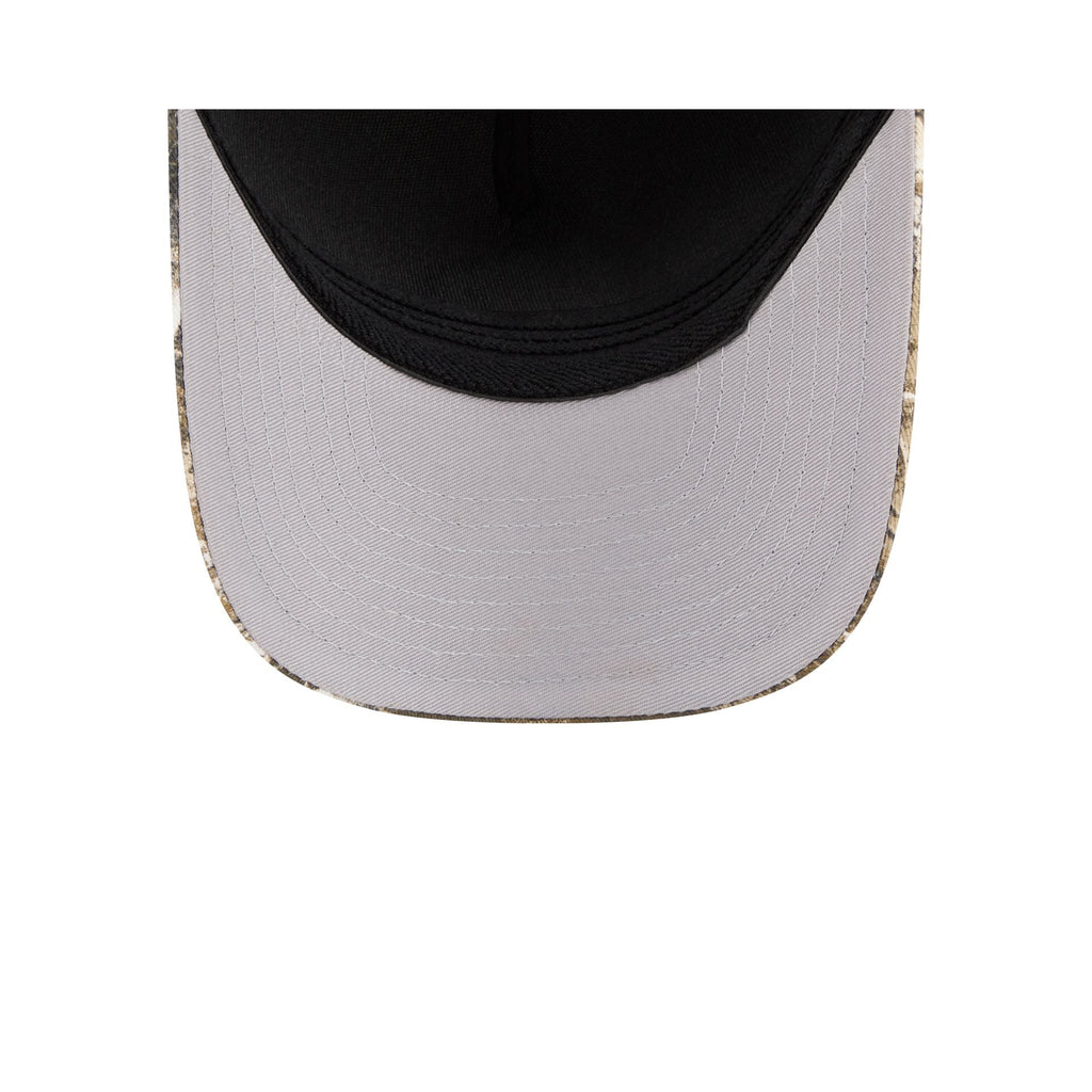 https://cdn.shopify.com/s/files/1/0601/2554/4675/files/60772593_39THIRTYMCAF_CHS39THIRTYMCAF30194_SADPAD_RTE_UV.jpg?v=1768423659