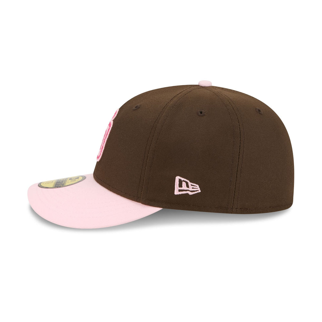 https://cdn.shopify.com/s/files/1/0601/2554/4675/files/60832543_59FIFTY_LifestyleEnergy_SADPAD_WLT_LSIDE.jpg?v=1759858798