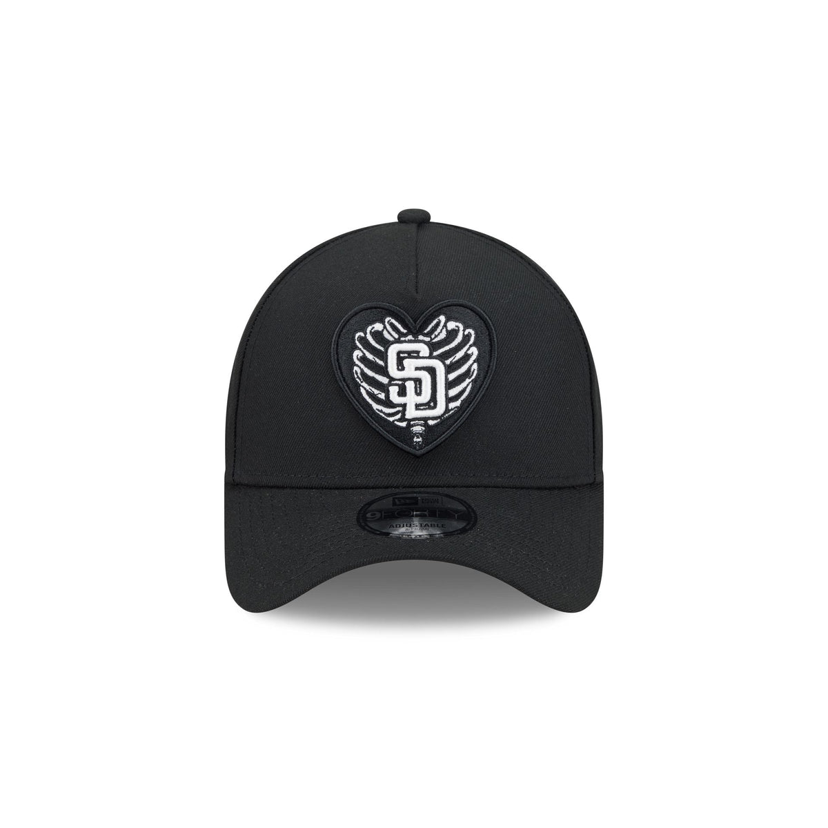 https://cdn.shopify.com/s/files/1/0601/2554/4675/files/60832728_9FORTYAF_LifestyleEnergy_SADPAD_BLK_F.jpg?v=1759858796