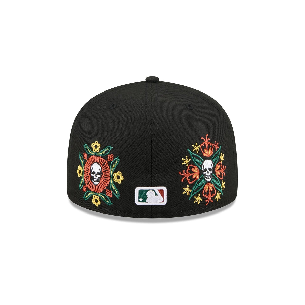 https://cdn.shopify.com/s/files/1/0601/2554/4675/files/60832785_59FIFTY_LifestyleEnergy_SADPAD_BLK_R.jpg?v=1760914192
