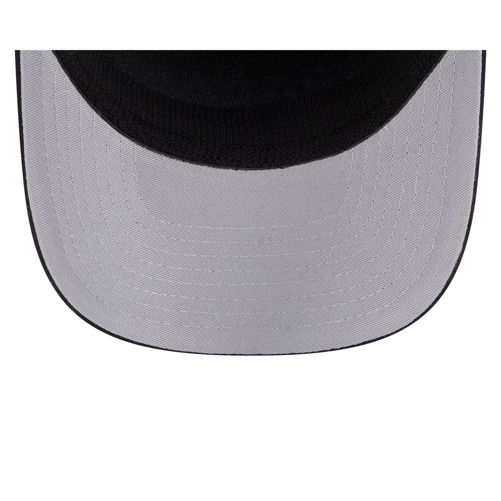 https://cdn.shopify.com/s/files/1/0601/2554/4675/files/60840694_9SEVENTYSP_QS970SP30414_SADPAD_BLK_UV.jpg?v=1763397055