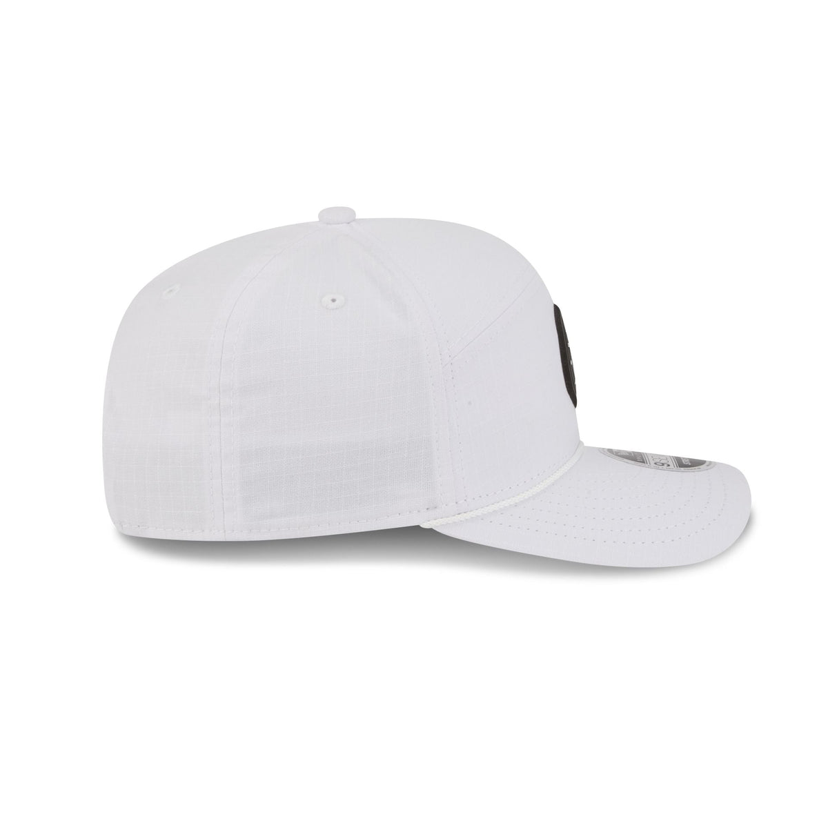 https://cdn.shopify.com/s/files/1/0601/2554/4675/files/60840806_9SEVENTYSP_QS970SP30415_SADPAD_WHI_RSIDE.jpg?v=1763396917