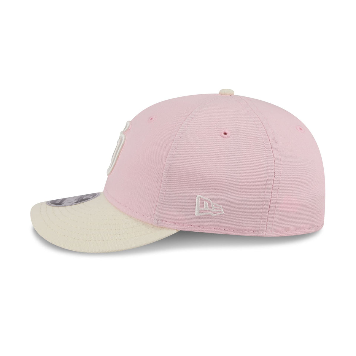 https://cdn.shopify.com/s/files/1/0601/2554/4675/files/60852123_9FIFTY_LifestyleEnergy_SADPAD_PNK_LSIDE.jpg?v=1769617723