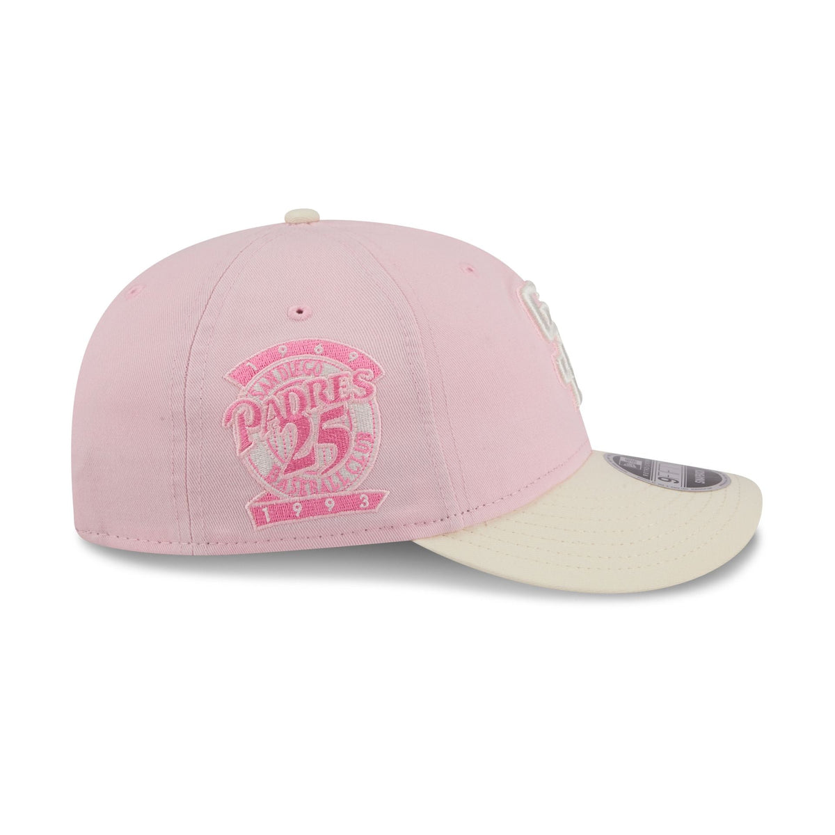 https://cdn.shopify.com/s/files/1/0601/2554/4675/files/60852123_9FIFTY_LifestyleEnergy_SADPAD_PNK_RSIDE.jpg?v=1769617723
