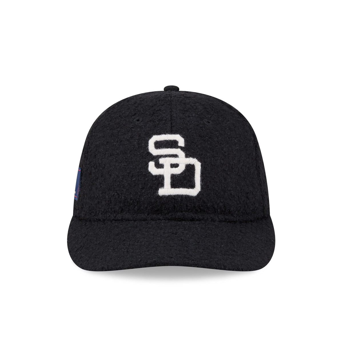 https://cdn.shopify.com/s/files/1/0601/2554/4675/files/60852171_RC9FIFTY_LifestyleEnergy_SADPAD_NAV_F.jpg?v=1768341462