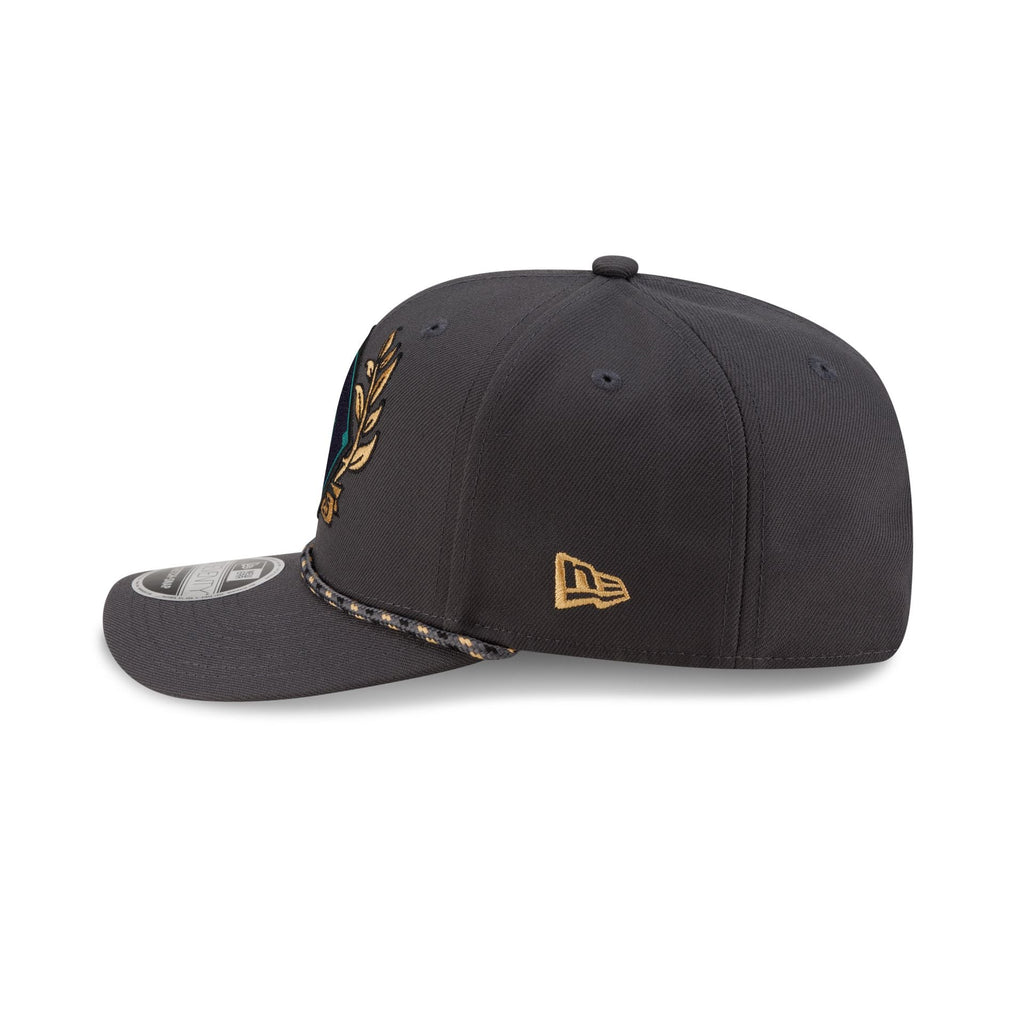 https://cdn.shopify.com/s/files/1/0601/2554/4675/files/60866305_9SEVENTY_ML3QR5_LDSCHAMPS_SEAMAR_GRH_LSIDE.jpg?v=1759761487