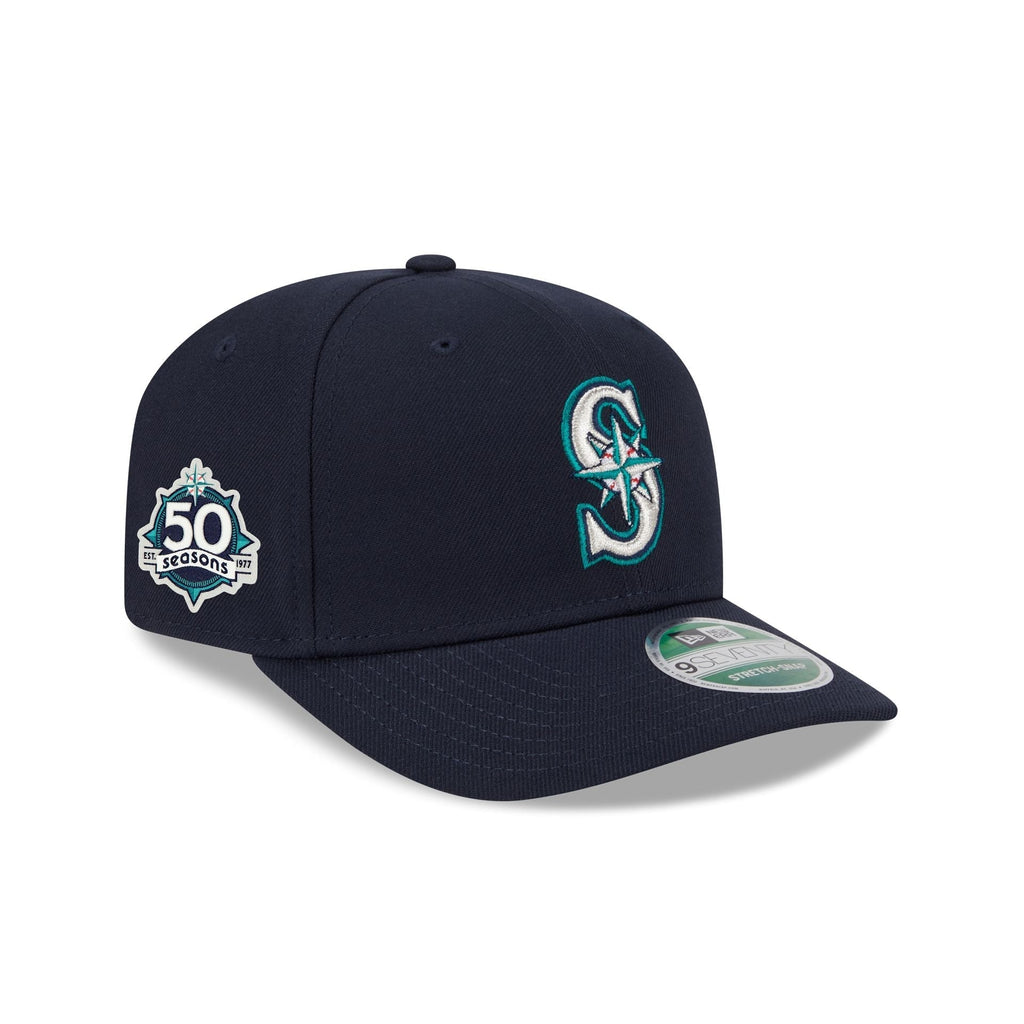 https://cdn.shopify.com/s/files/1/0601/2554/4675/files/60944378_9SEVENTYSS_MLBGM50ANNSP26_SEAMAR_OTC_3QR.jpg?v=1766006723