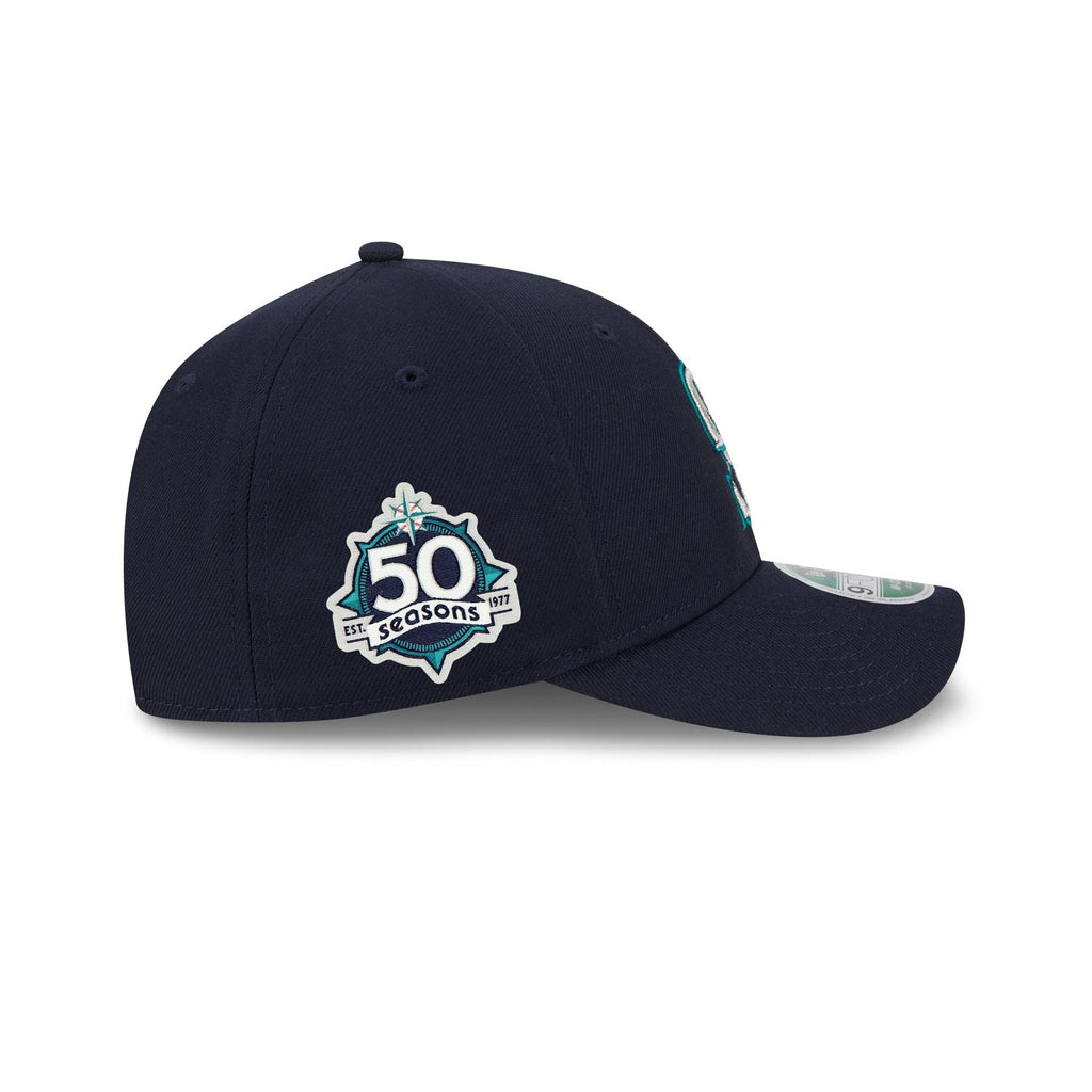 https://cdn.shopify.com/s/files/1/0601/2554/4675/files/60944379_9FORTYMC_MLBGM50ANNSP26_SEAMAR_OTC_RSIDE.jpg?v=1766006721