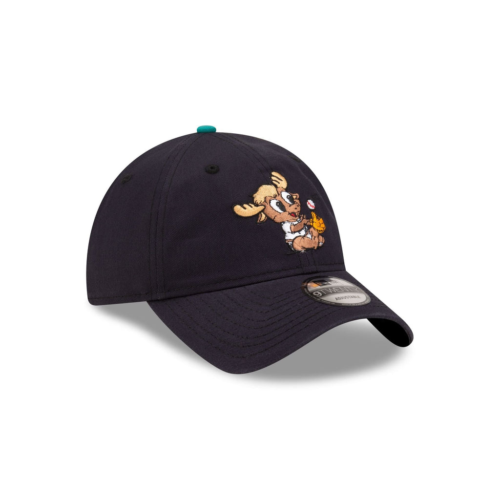 https://cdn.shopify.com/s/files/1/0601/2554/4675/files/70873667_9TWENTY_MLBMINIMASCOT_SEAMAR_NAV_3QR.jpg?v=1719412339