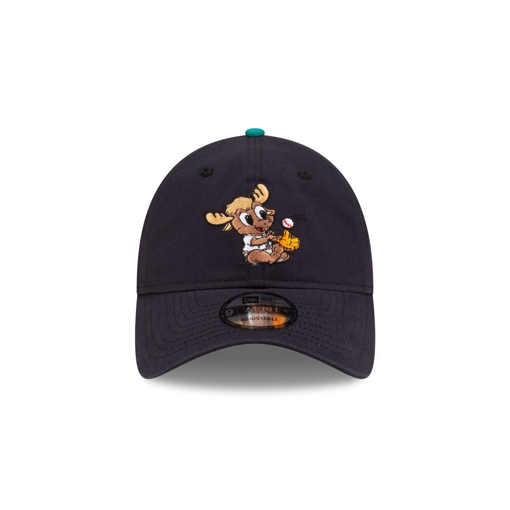https://cdn.shopify.com/s/files/1/0601/2554/4675/files/70873667_9TWENTY_MLBMINIMASCOT_SEAMAR_NAV_F.jpg?v=1719412339