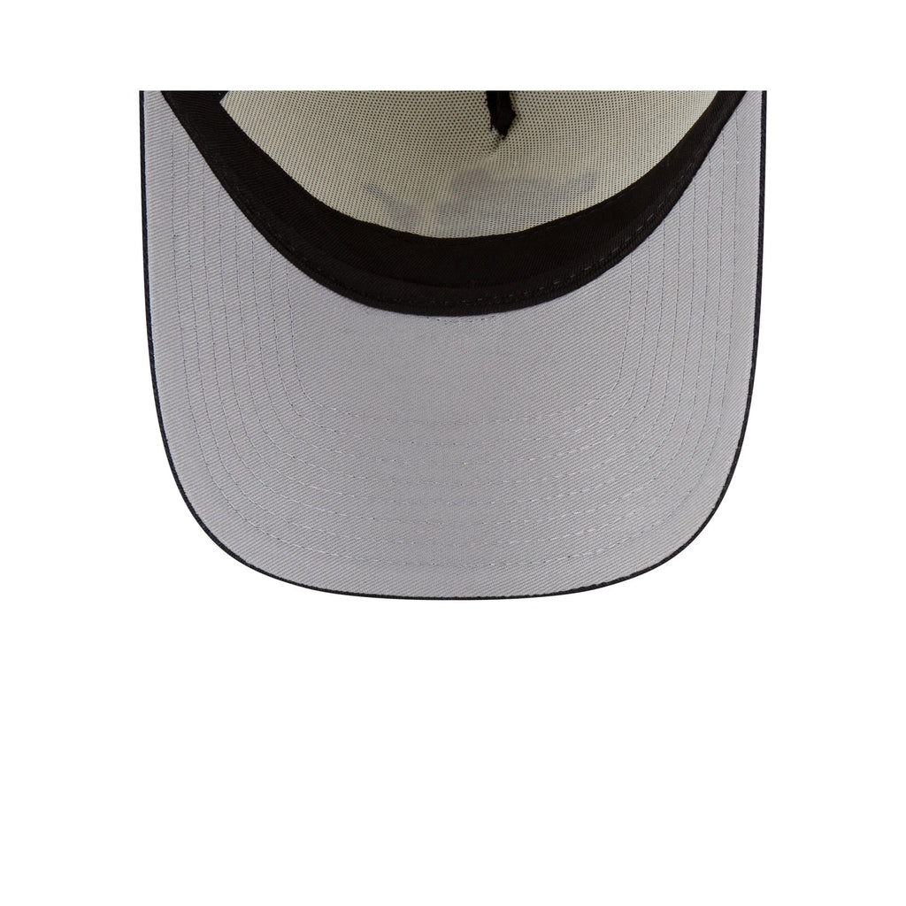 https://cdn.shopify.com/s/files/1/0601/2554/4675/files/70873745_9FORTYAF_MLBMINIMASCOT_SEAMARCO_WHT_UV.jpg?v=1719412091