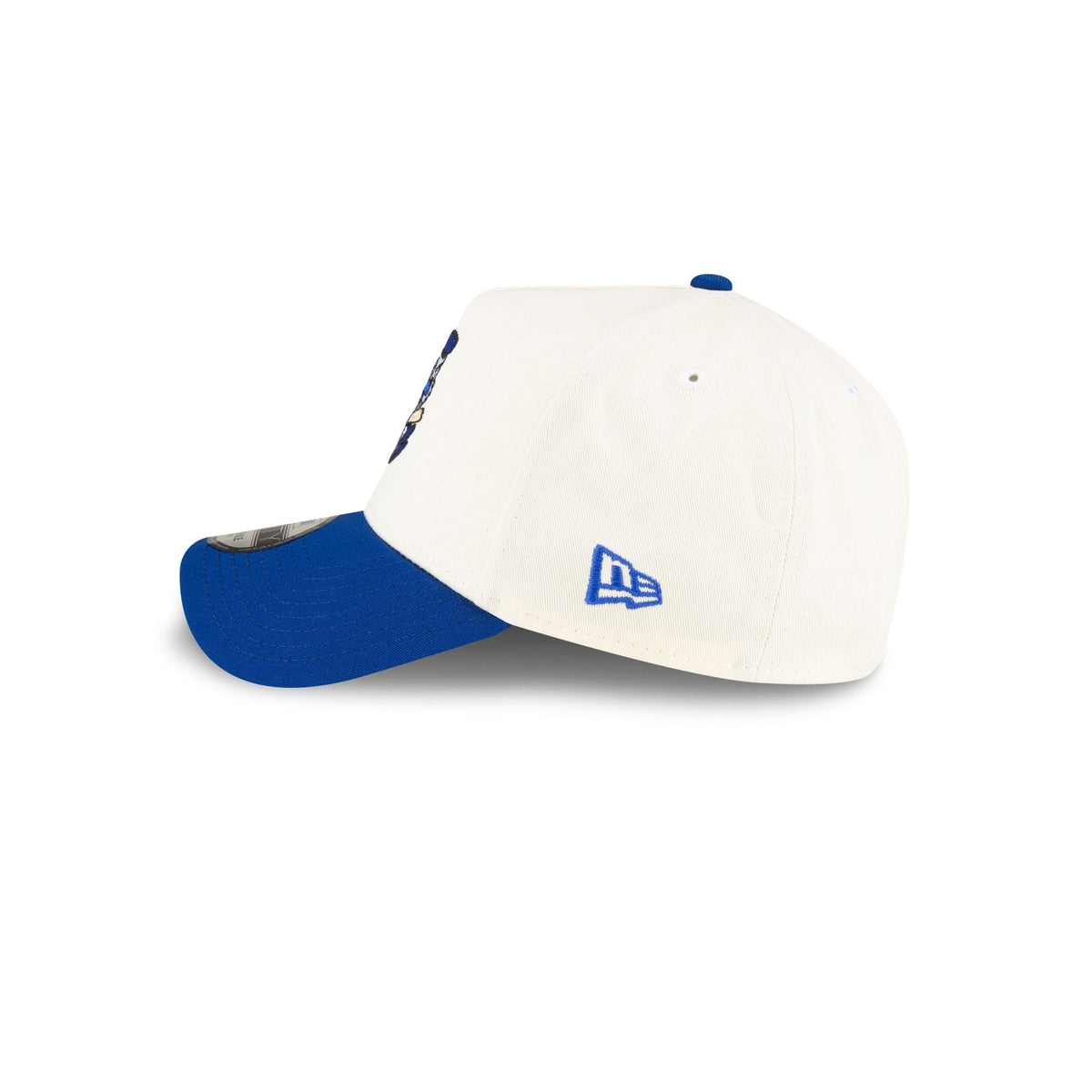 https://cdn.shopify.com/s/files/1/0601/2554/4675/files/70873762_9FORTYAF_MLBMINIMASCOT_TORJAYCO_WHT_LSIDE.jpg?v=1719412087