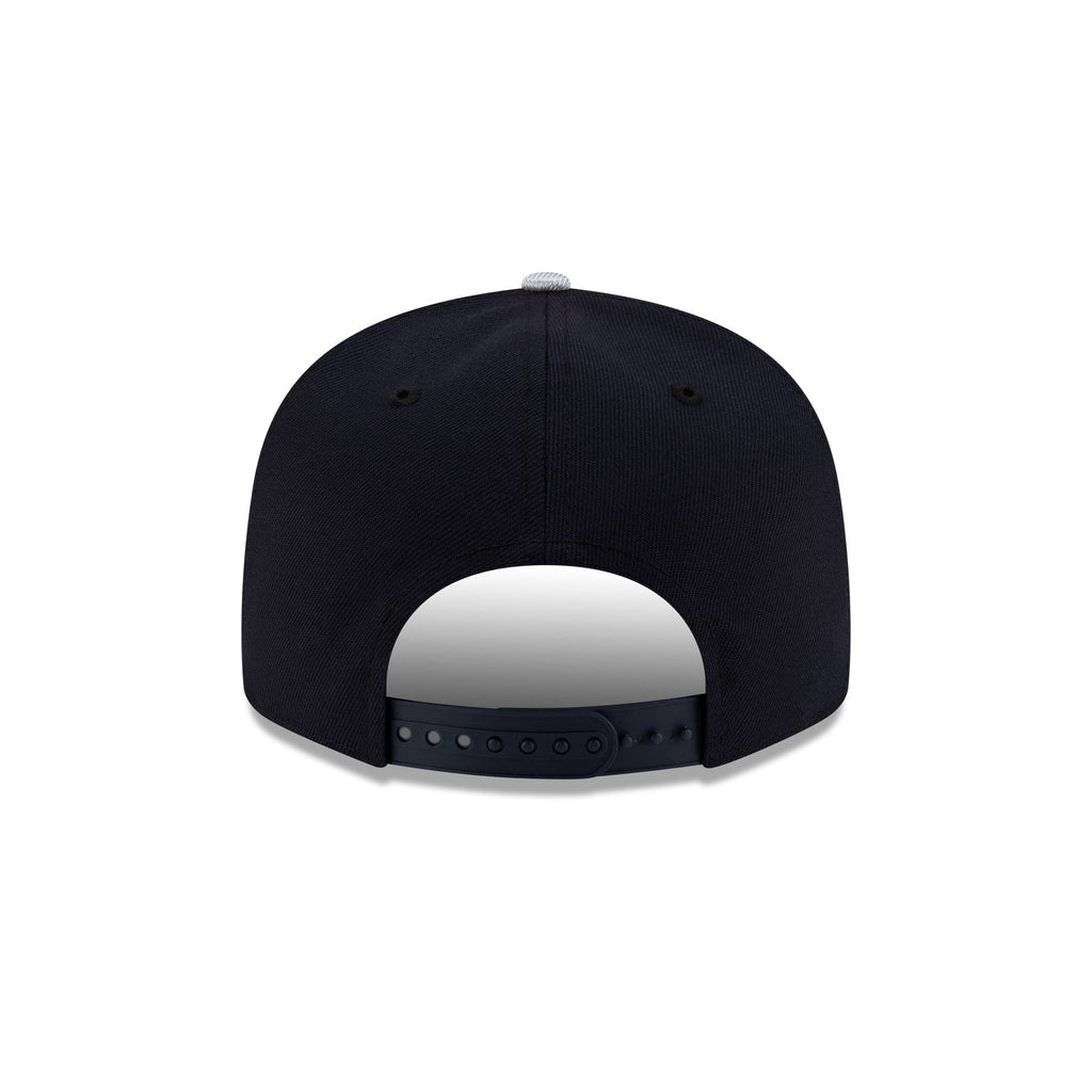 https://cdn.shopify.com/s/files/1/0601/2554/4675/files/70929781_9FIFTY_MLBMASCOT_25_SEAMARCO_NAV_R.jpg?v=1741802267