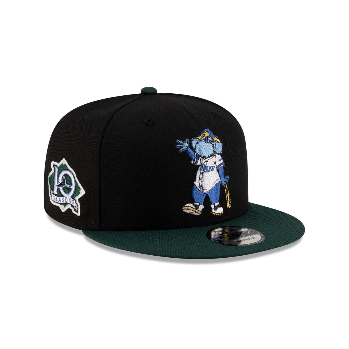 https://cdn.shopify.com/s/files/1/0601/2554/4675/files/70929800_9FIFTY_MLBMASCOT_25_TAMRAYCO_BLK_3QR.jpg?v=1741802268