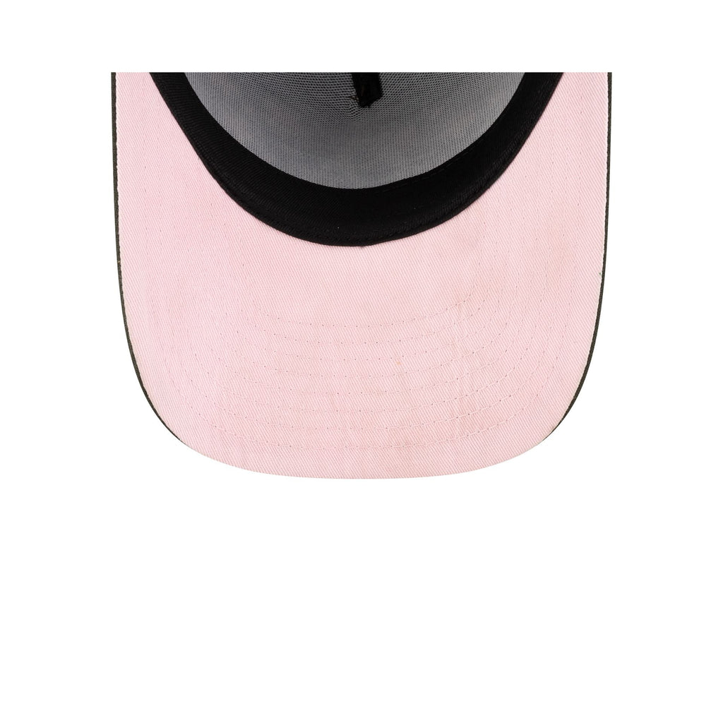 https://cdn.shopify.com/s/files/1/0601/2554/4675/files/70959379_59FIFTYAF_JULYGCP25_CHERRY_BLOSSOM_SEAMARCO_BRN_UV.jpg?v=1750704677