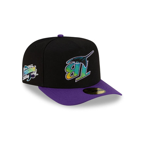 https://cdn.shopify.com/s/files/1/0601/2554/4675/files/71006049_59FIFTYAF_MLB25_JUSTCAPS_UPSIDEDOWNLOGO_TAMDEVCO_BLACK_3QR.jpg?v=1765568246