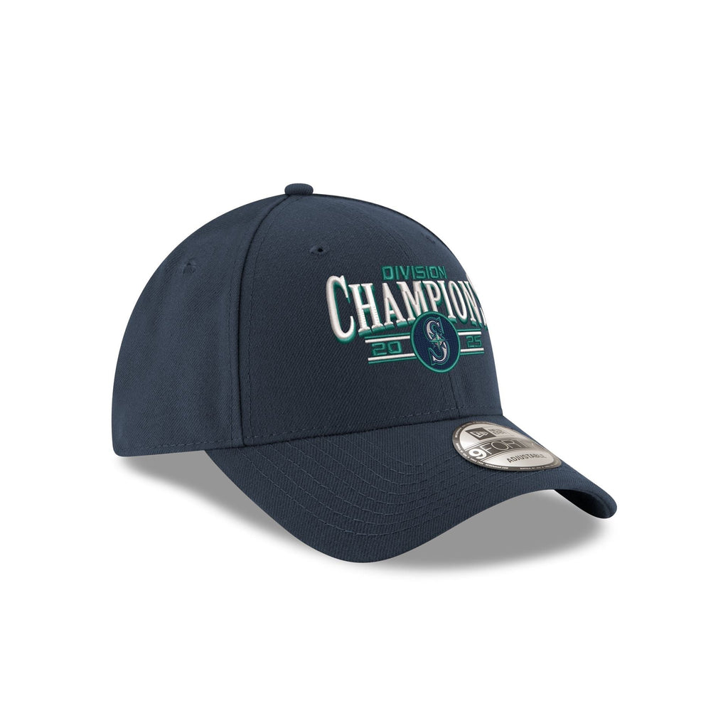 https://cdn.shopify.com/s/files/1/0601/2554/4675/files/71009757_9FORTY_MLB25_20DIVCHAMP_SEAMAR_NVY_3QR.jpg?v=1758806249
